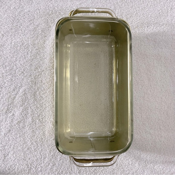 Vintage 80’s Teleflora Metal Serving Stand/Holder W 
Pyrex 1.5q Glass Loaf Pan - Picture 3 of 16